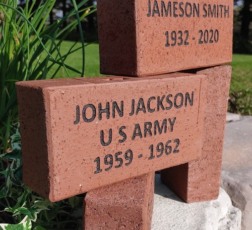 Brick memorial real - real, clay